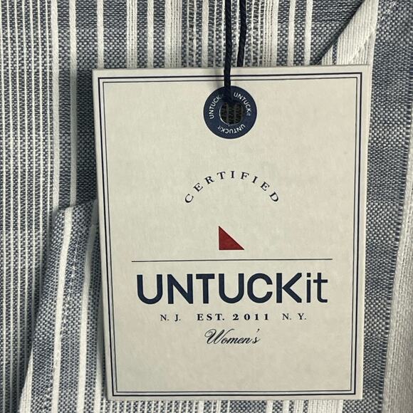 UNTUCKit‎ 3/4 Sleeve Length V-Neck Tunic in Gray and White Stripe Size 16 NWT - Picture 7 of 9